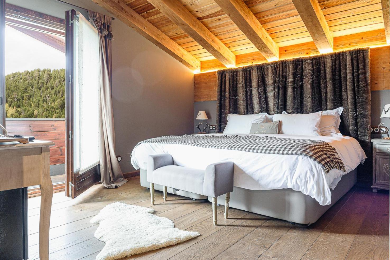 Borda Del Pi Lodge *