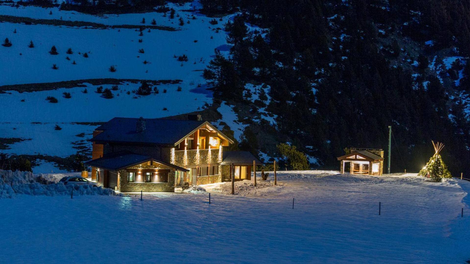 Borda Del Pi Lodge *